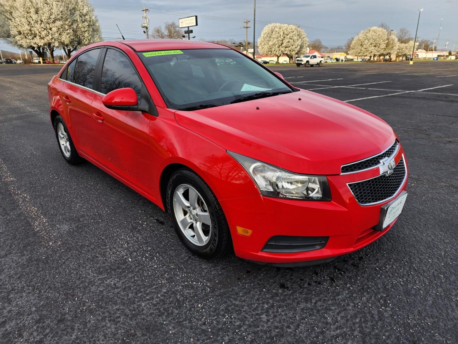 2014 RED /Gray Chevrolet Cruze 1LT Auto (1G1PC5SB0E7) with an 1.4L L4 DOHC 16V TURBO engine, 6-Speed Automatic transmission, located at 1221 Madison St., Shelbyville, TN, 37160, (931) 680-9439, 0.000000, 0.000000 - Photo #1